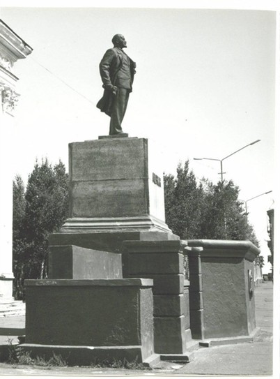 Памятник В. И. Ленину (1957 год), г. Советская Гавань