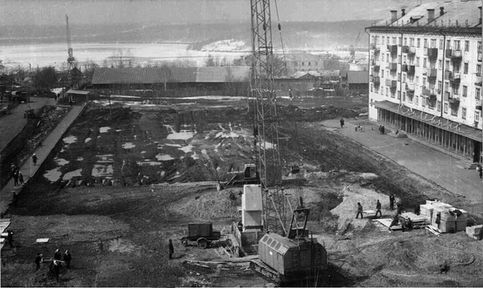 Будущая площадь Победы, установка монумента (Советская Гавань)
