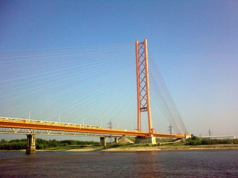 Мост в городе Сургут