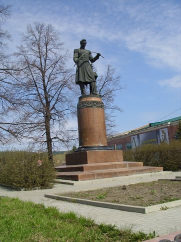 Памятник металлургу П. П. Аносову