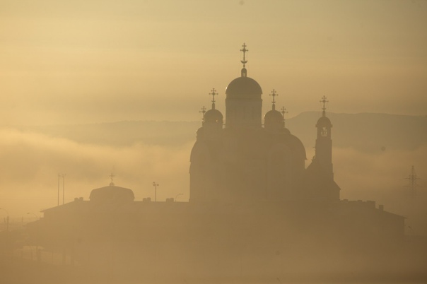 Наш Храм Вознесения в утреннем тумане