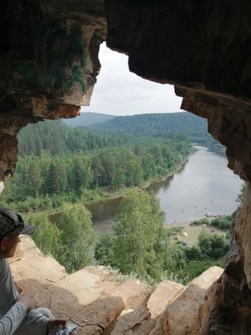 Вид из Идрисовой пещеры. Салаватский район, Башкортостан