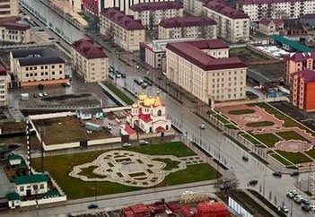 Вид на город с 25 этажа гостиничного комплекса Грозный-сити