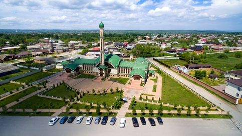Мечеть в селе Алхан-Юрт. Чеченская республика