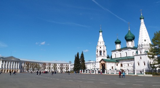 Ярославль. Главная площадь города и Ильинский храм. Весна 2019