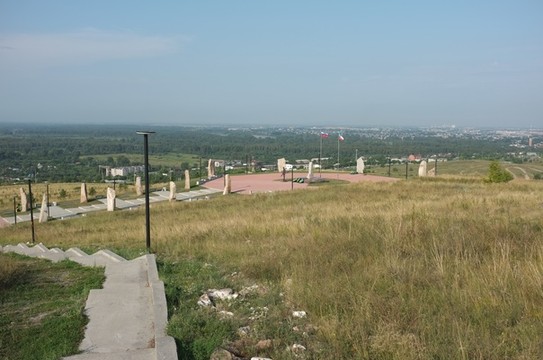 Вид со сиотровой площадки на горе Самохвал