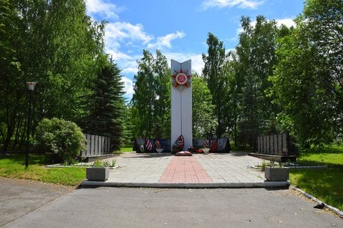 Памятник Жителям Полазны, погибшим в годы Великой Отечественной