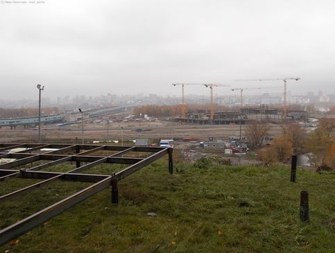 Стройка нового хоккейного стадиона и станции метро Спортивная, снято из ЖК Панорама