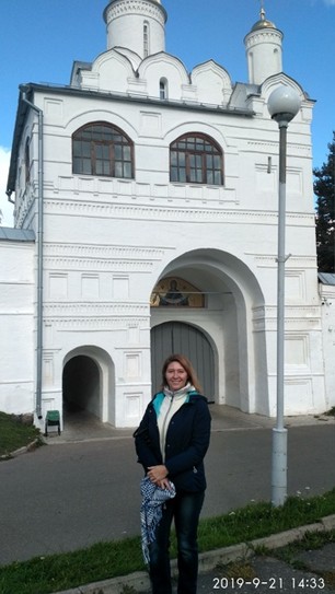 Суздаль. Вход в Покровский монастырь