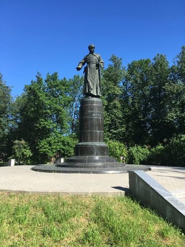 Памятник товарищу Фрунзе