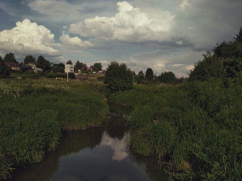 В деревне Говядове, на речке Чернавке