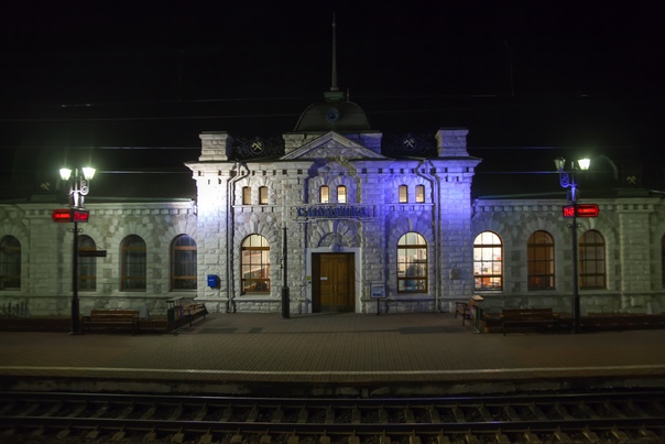 Уникальный мраморный вокзал на краю Байкала