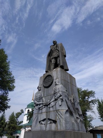 Памятник А. Колчаку