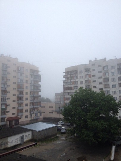Что за лето в зтом году, то  пекло, то туман!