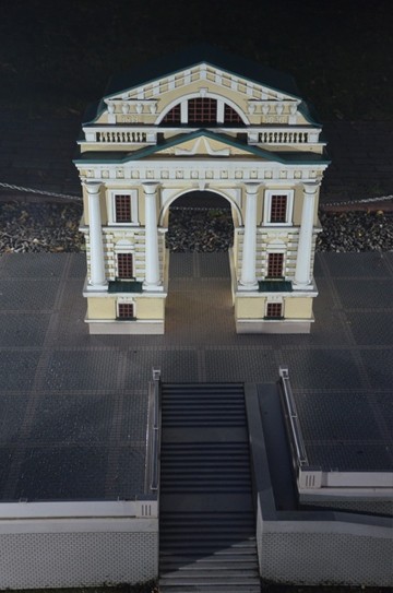 Калининград, Южный парк, выставка История в архитектуре, Московская триумфальная арка в Иркутске