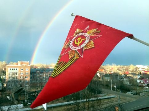 -дуга...?. Радует, выжил, удивлен, скоро ваще красавчиком будет, главное уход и внимание. Песенка не в тему, просто новинка, просто весна