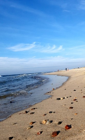 Балтийское море, Янтарный. С удовольствием провели время на красивом пляже. Море прекрасно в любой сезон