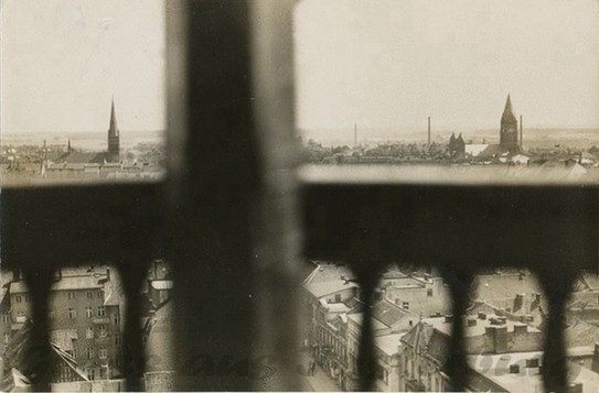 Insterburg, Hindenburgstrae vom Kirchturm der Lutherkirche 1937. Вид на город с колокольни церкви Лютера