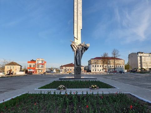Памятник в честь освобождения города и победы в ВОВ, Людиново, Калужская область