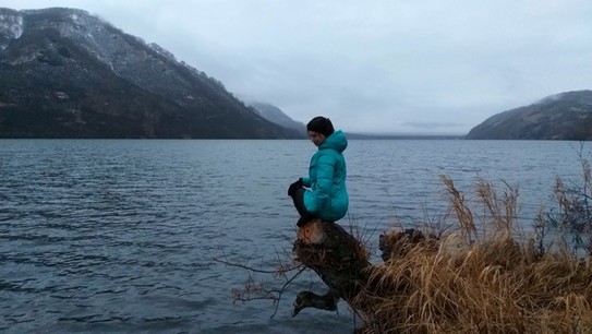 Озеро Дальнее, вулканического происхождения, глубиной 70 м
