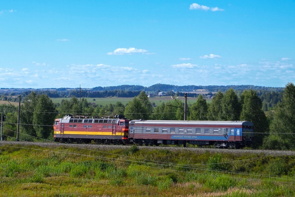 ЧС4Т-342 с вагоном-лабораторией пути на перегоне Котельнич-I - Ацвеж