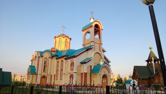 Православный храм в Эжве