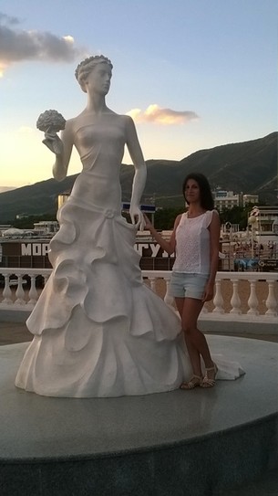 Статуя Невеста