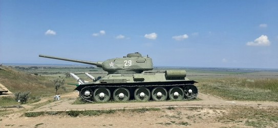 Танк Т-34-85. Музей Военная горка. г. Темрюк, Краснодарский край