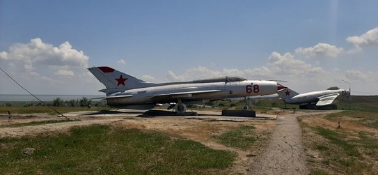 Истребитель МиГ-21. Музей Военная горка. г. Темрюк, Краснодарский край