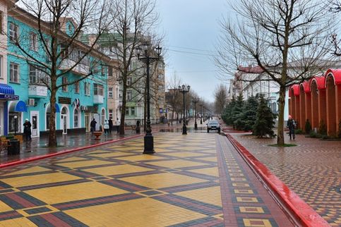 Улица Ленина сейчас - это идеальное место для прогулок