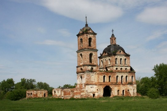 Покровская церковь в Барневке Шадринского района Курганской области