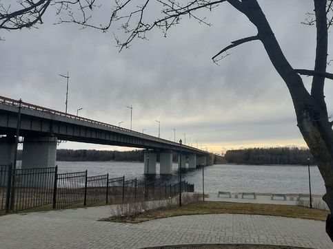 Ладожский мост - река Нева