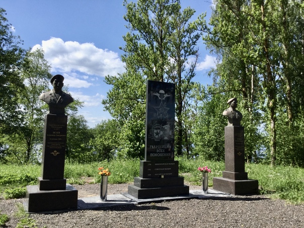 Памятник десантникам, погибшим в Чечне