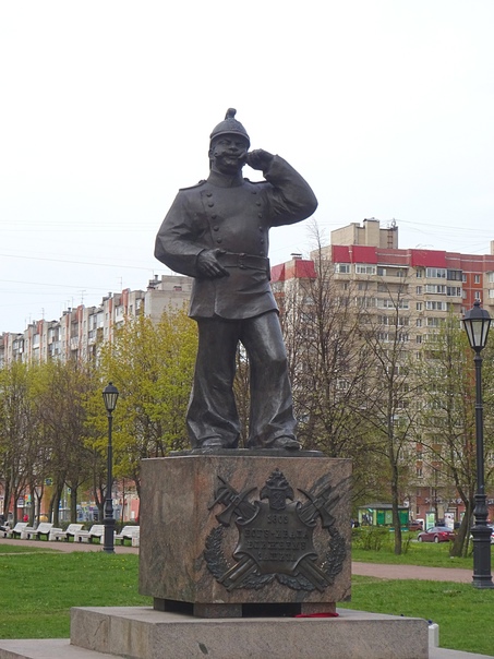 Памятник пожарному, Прибрежная ул., СПб