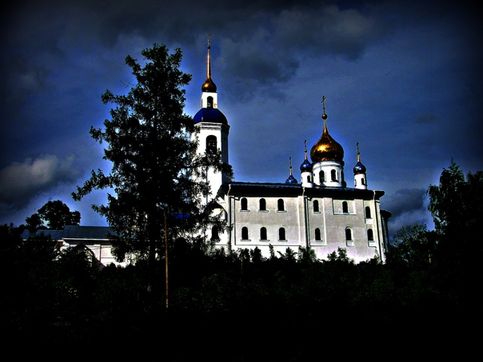 Череменецкий монастырь 31мая 2015 года в день Святой Троицы.