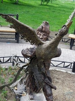 Кованая скульптура Жар-птица