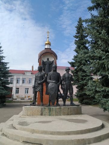 Памятник 850 летию Ельца