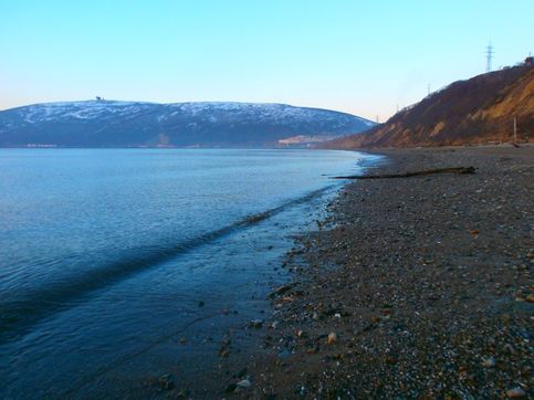 Осенний пляж бухта Нагаево. Отлив...   -7 градусов: скоро замерзнет море. У крестнице на день рождении