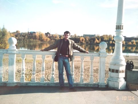 Г. Бийск, набережная реки Бия(октябрь 2005)
