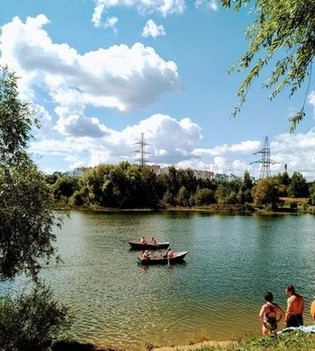Пенягинский пруд  в Митинском парке