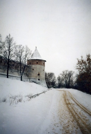 Зарайский Кремль. Караульная башня. 6 января 2002 г