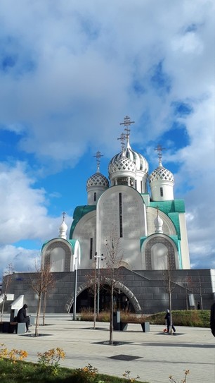 Западный фасад храма свято-Никольского собора г. Красногорска. Дата съемки: 7 ноября 2020 г