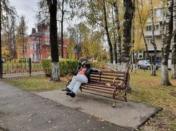 Скульптура Сидящий бобр, Бобруйский сквер, Наро-Фоминск