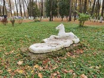 Скульптура Жеребнок, Центральный парк, Наро-Фоминск. Арбузов Никита