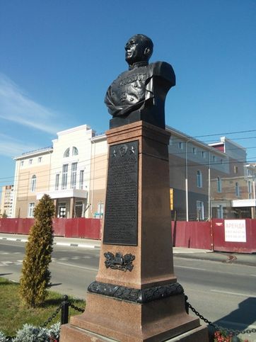 Катукову памятник