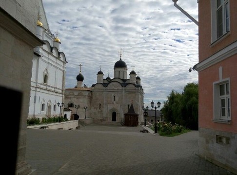 Введенский Владычний монастырь