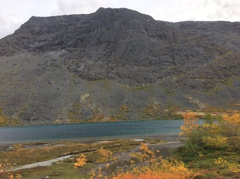 Озеро Тахтаръявр  шикарные осенние краски