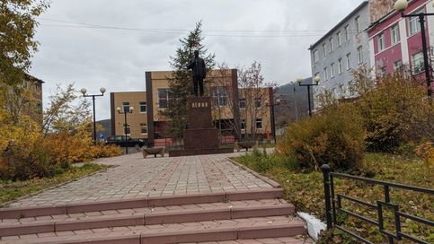 Памятник Ленину В. И