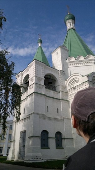 В Кремле старая церковь
