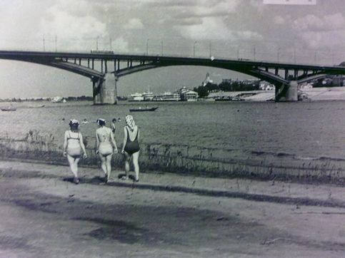 Вид с пляжа на Канавинский мост, 1987 г